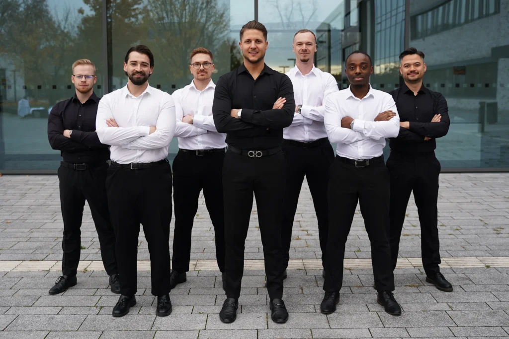 Makerus Consulting Team